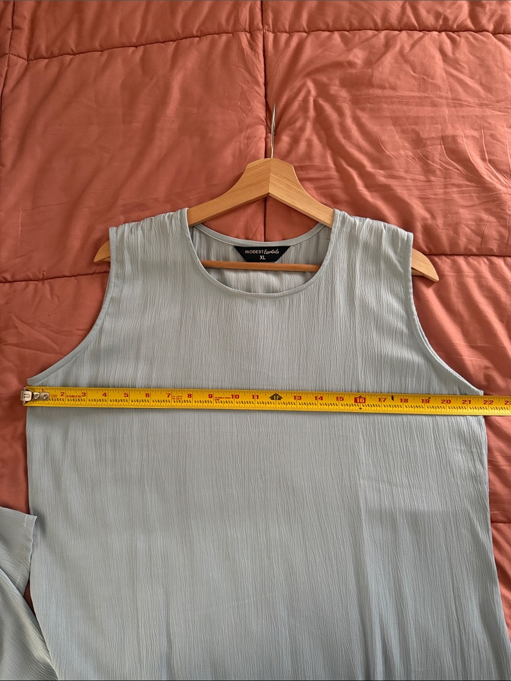 Modest essentials dress - Picture 4 of 4